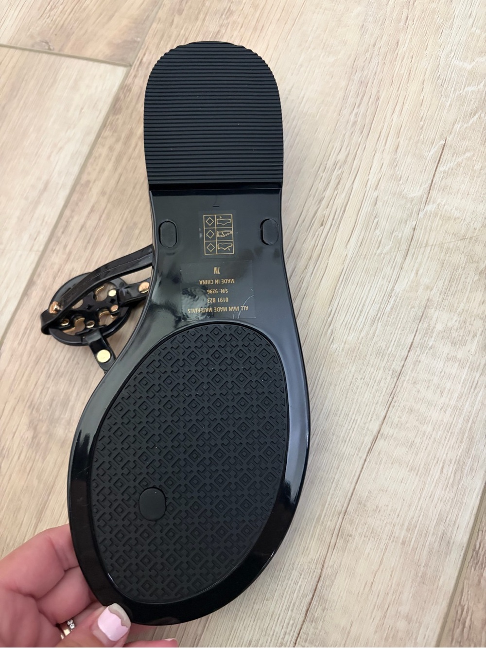 HOST PICK!! ✨ Tory Burch Jelly sandals - Picture 4 of 5